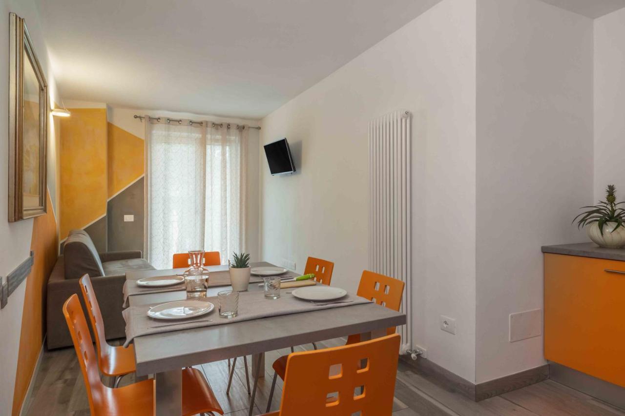 Decarli Aparthotel