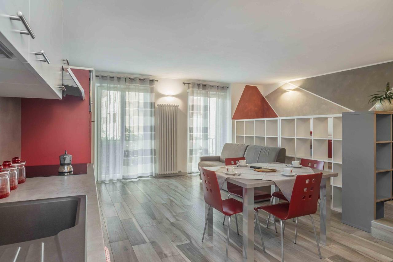 Decarli Aparthotel