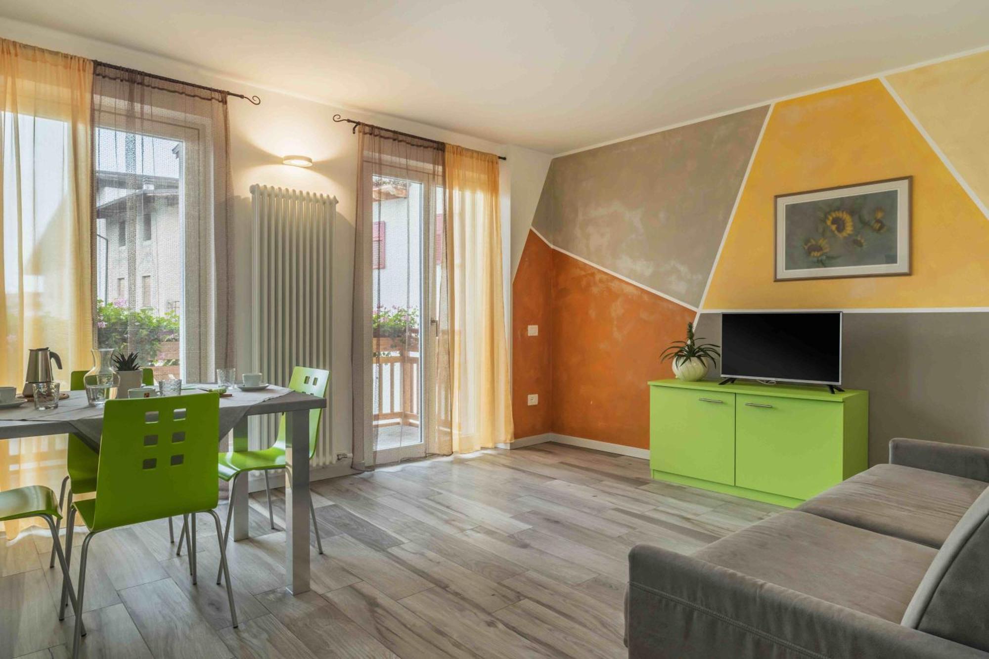 Decarli Aparthotel